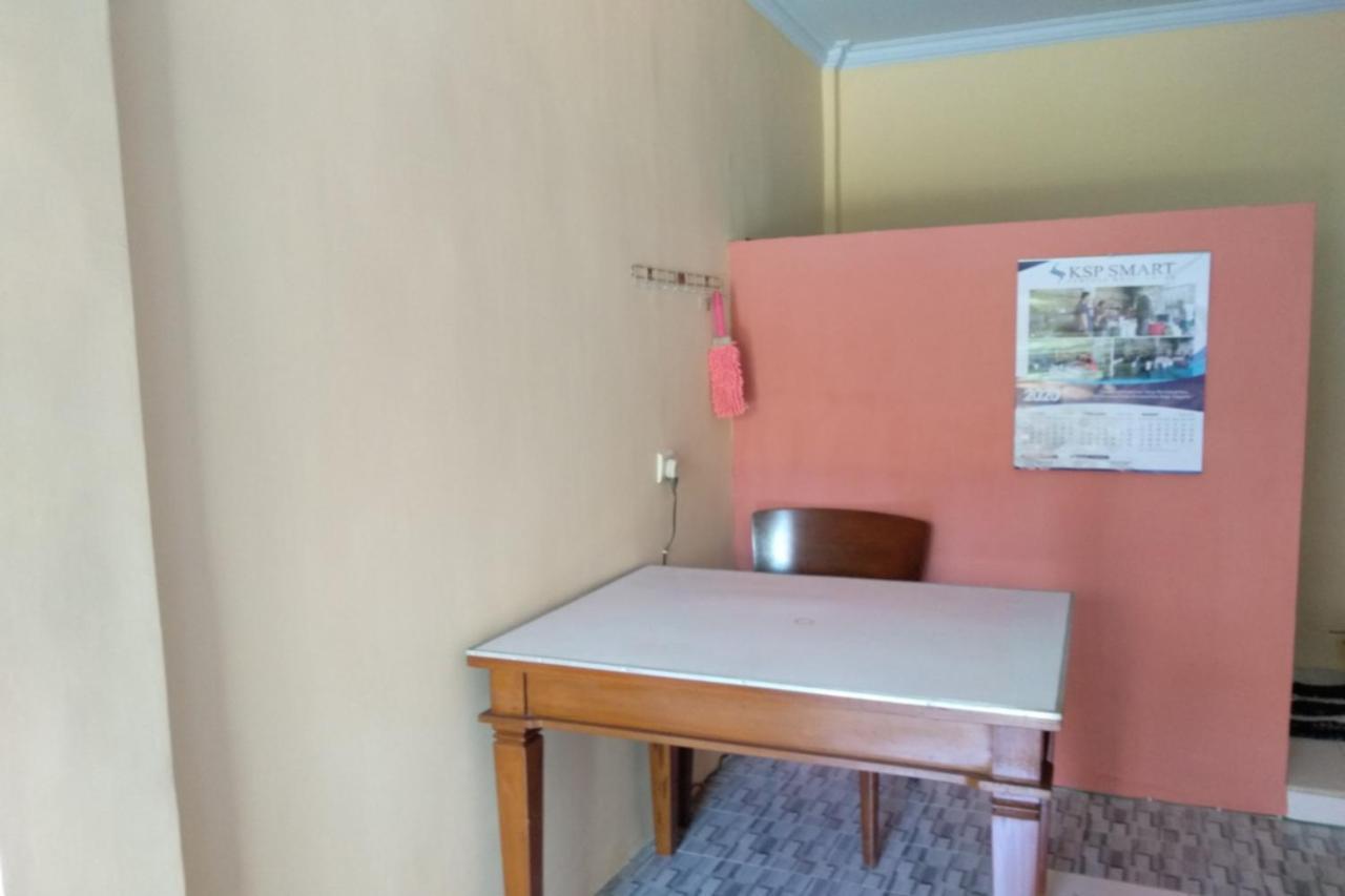 Kelapa Gading Homestay Syariah Redpartner Banyuwangi  Zewnętrze zdjęcie