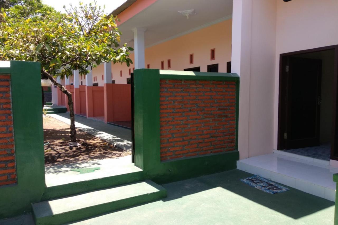 Kelapa Gading Homestay Syariah Redpartner Banyuwangi  Zewnętrze zdjęcie