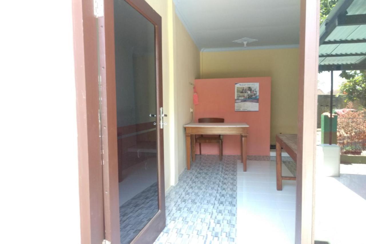 Kelapa Gading Homestay Syariah Redpartner Banyuwangi  Zewnętrze zdjęcie