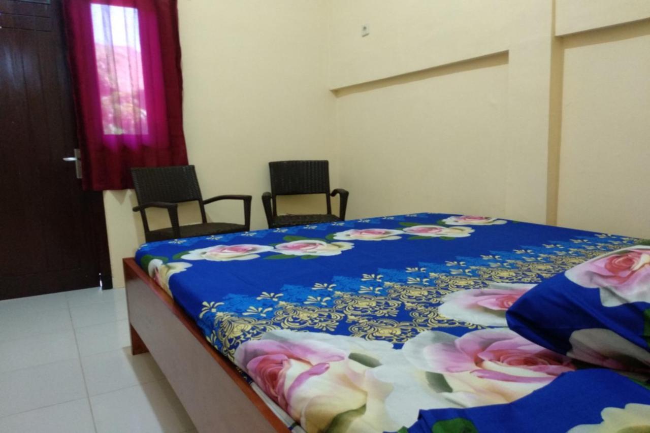 Kelapa Gading Homestay Syariah Redpartner Banyuwangi  Zewnętrze zdjęcie
