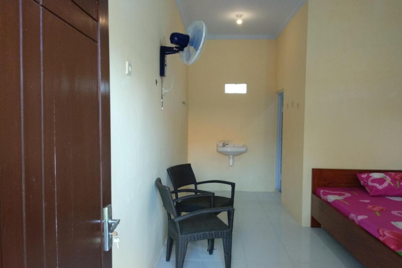 Kelapa Gading Homestay Syariah Redpartner Banyuwangi  Zewnętrze zdjęcie
